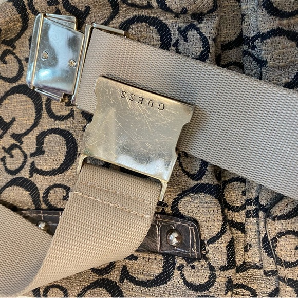 Vintage Guess Monogram Belt Bag - Picture 4 of 4